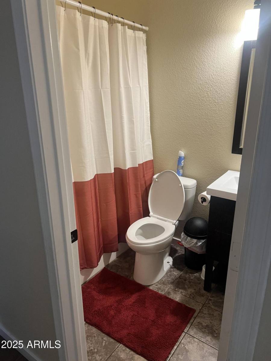 Apartment for rent at 3020 W Red Fox Rd, Phoenix, AZ 85083