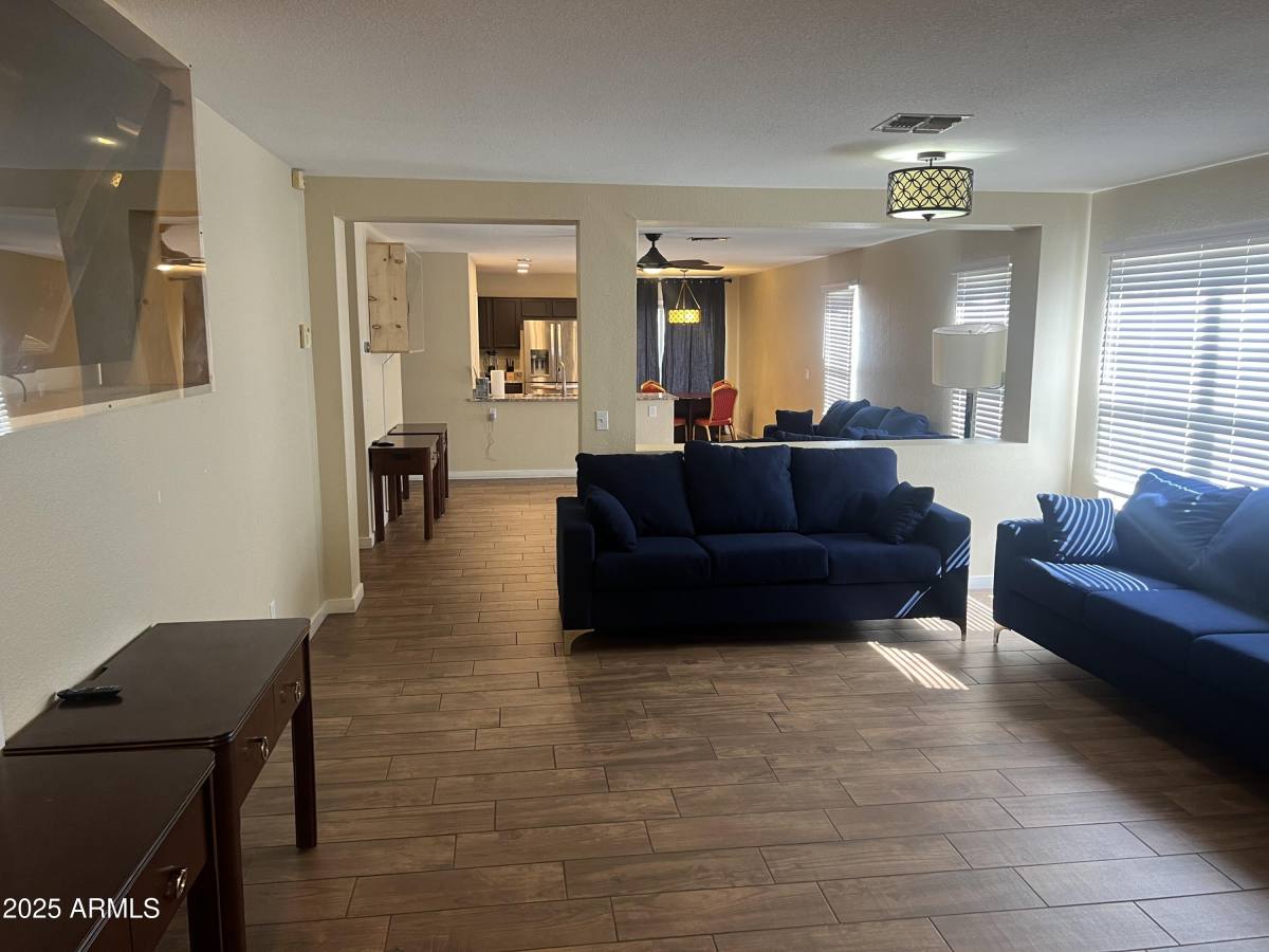 Apartment for rent at 3020 W Red Fox Rd, Phoenix, AZ 85083