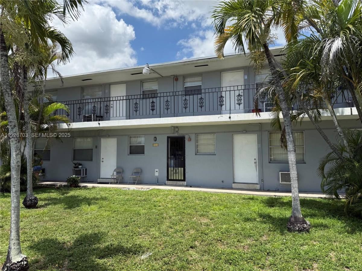 Apartment for rent at 519 SW 27th Ave #209, Fort Lauderdale, FL 33312