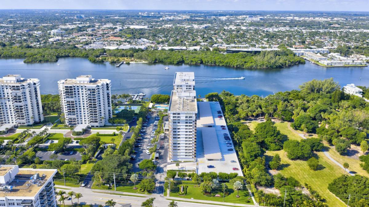 Condo for rent at 2121 N Ocean Blvd #2121805W, Boca Raton, FL 33431