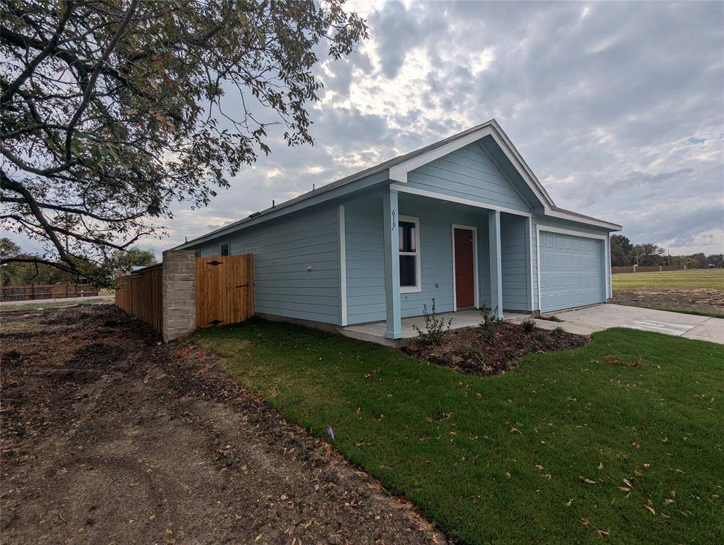 Apartment for rent at 619 Fisher Ave #619, Princeton, TX 75407