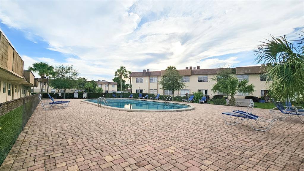 Apartment for rent at 416 Lakeside Dr #129, Pompano Beach, FL 33063