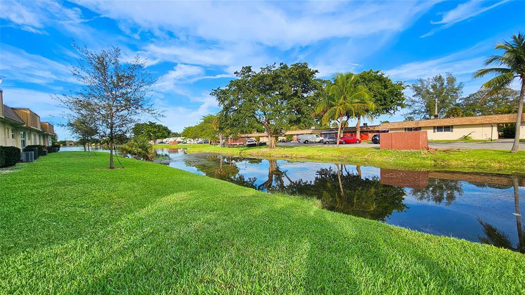 Apartment for rent at 416 Lakeside Dr #129, Pompano Beach, FL 33063