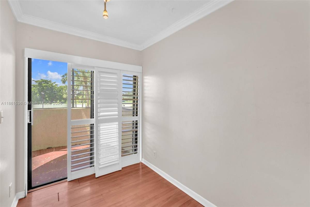 Apartment for rent at 6575 W Oakland Park Blvd #218, Fort Lauderdale, FL 33313