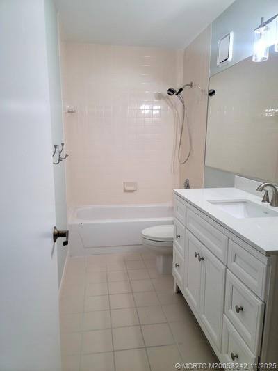 Townhouse for rent at 3253 SW Sunset Trace Circle, Palm City, FL 34990