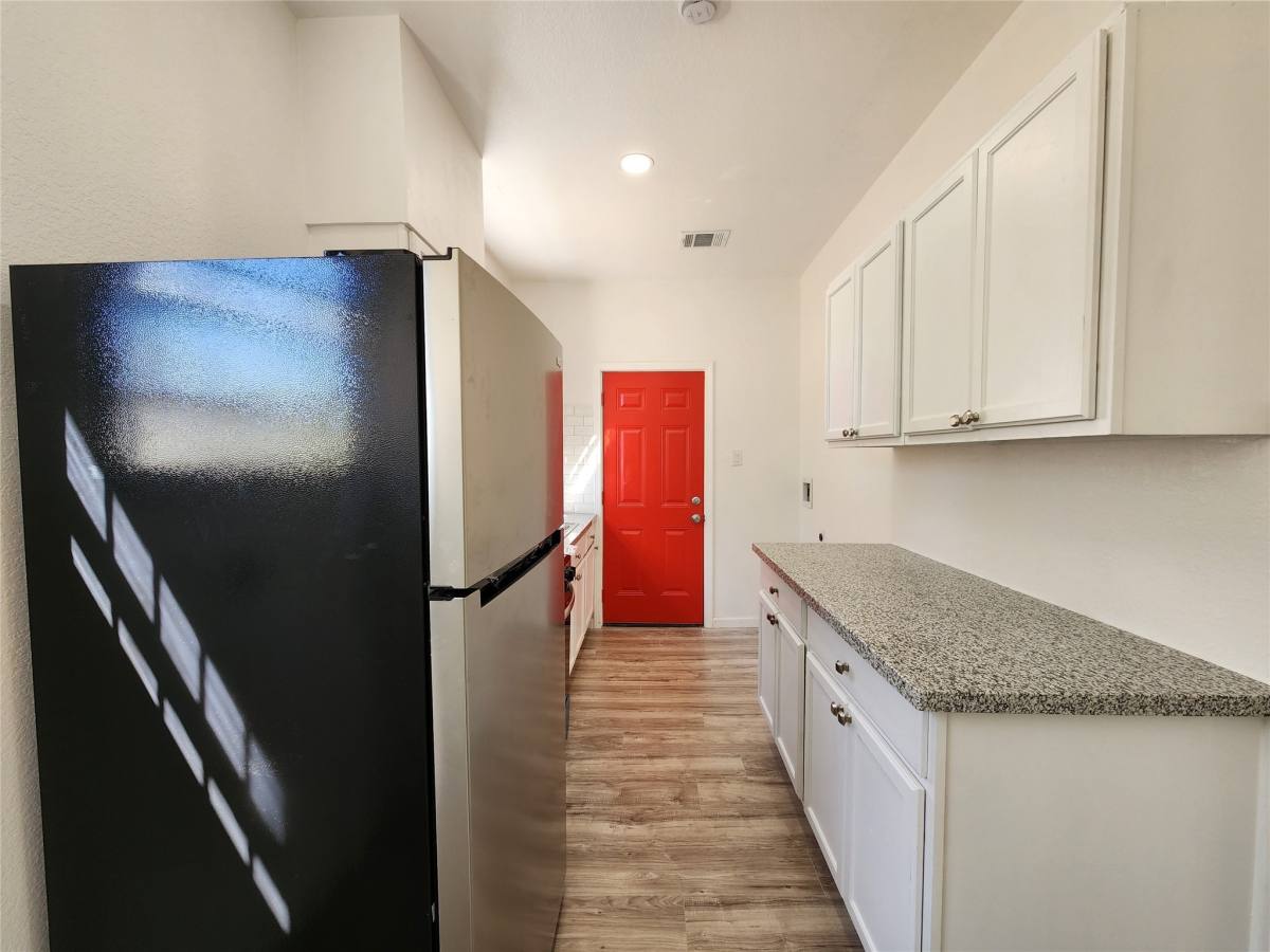 Apartment for rent at 2706 1 2 Berry St, Houston, TX 77004