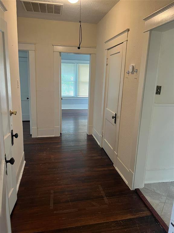 Apartment for rent at 5242 Richard Ave, Dallas, TX 75206