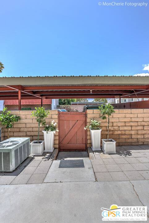 Townhouse for rent at 2166 N Indian Canyon Dr #2166C, Palm Springs, CA 92262