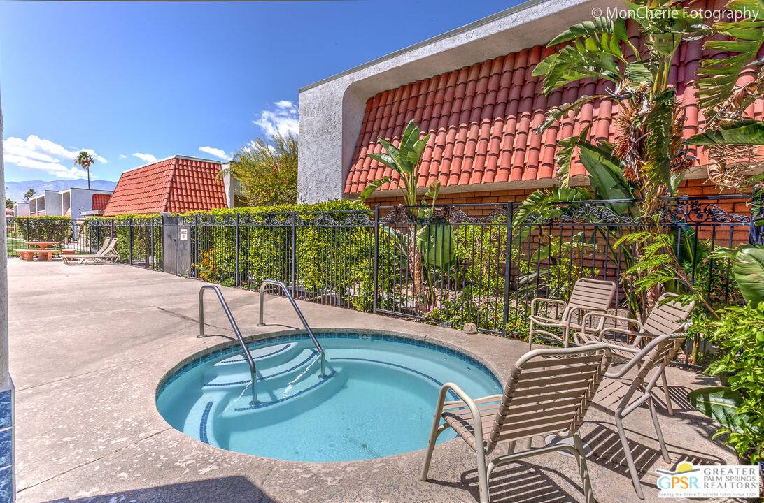 Townhouse for rent at 2166 N Indian Canyon Dr #2166C, Palm Springs, CA 92262