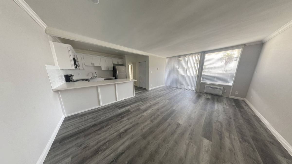 Apartment for rent at 1840 Winona Blvd, Los Angeles, CA 90027