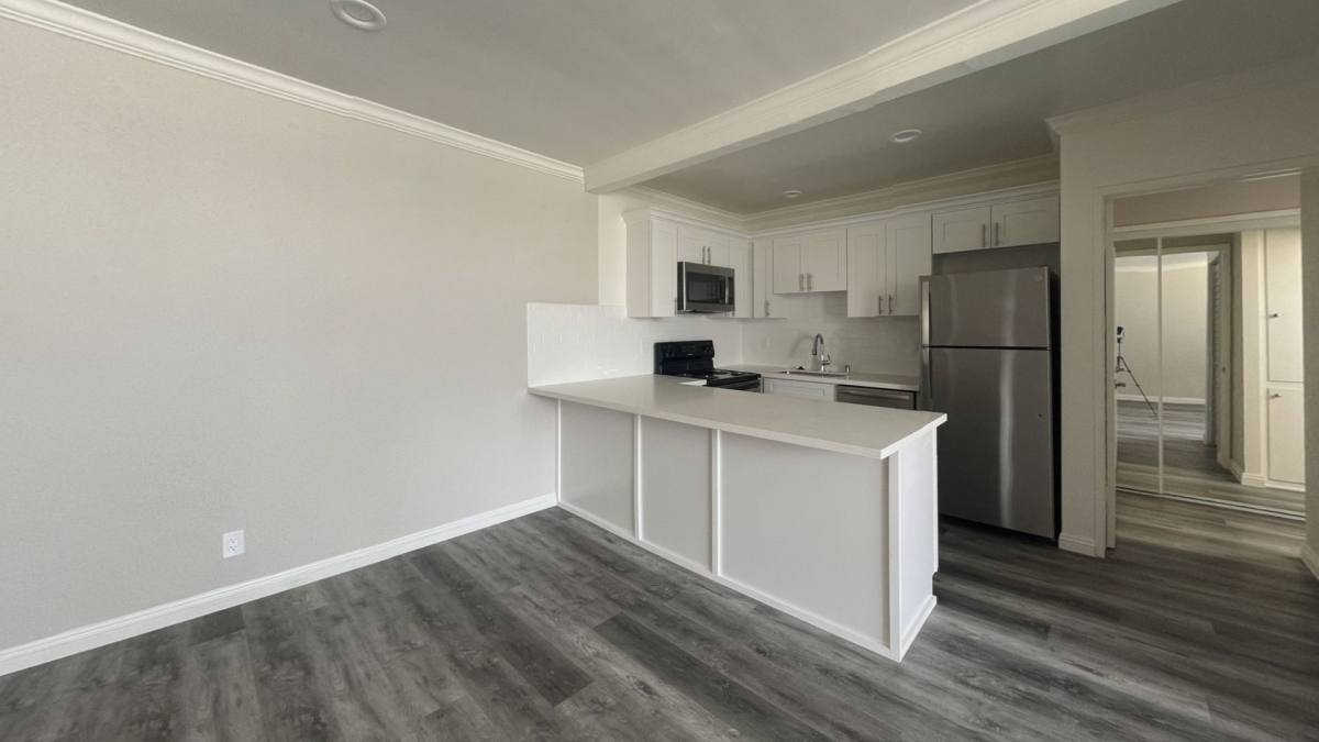 Apartment for rent at 1840 Winona Blvd, Los Angeles, CA 90027