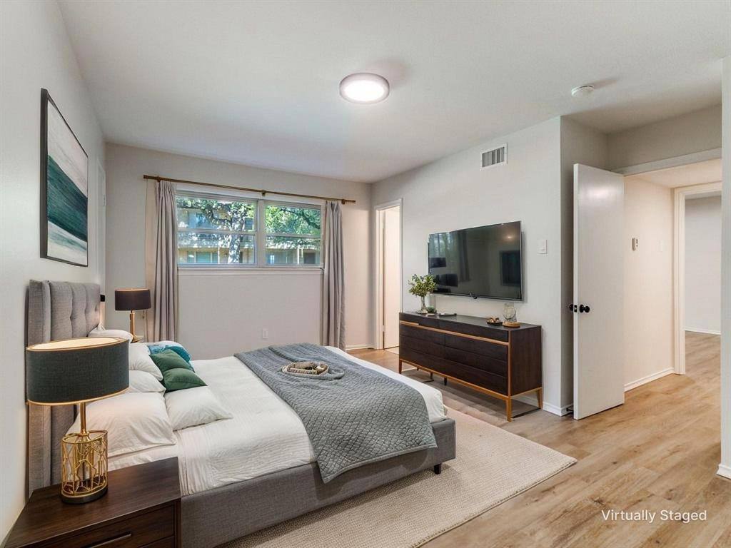 Condo for rent at 11108 Valleydale Dr #11108B, Dallas, TX 75230