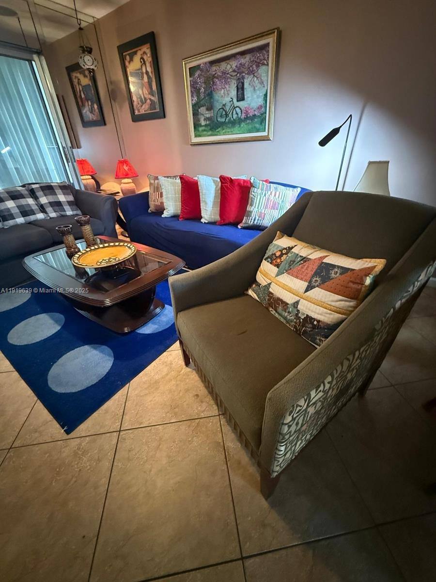 Apartment for rent at 8220 Sunrise Lakes Blvd #309, Fort Lauderdale, FL 33322