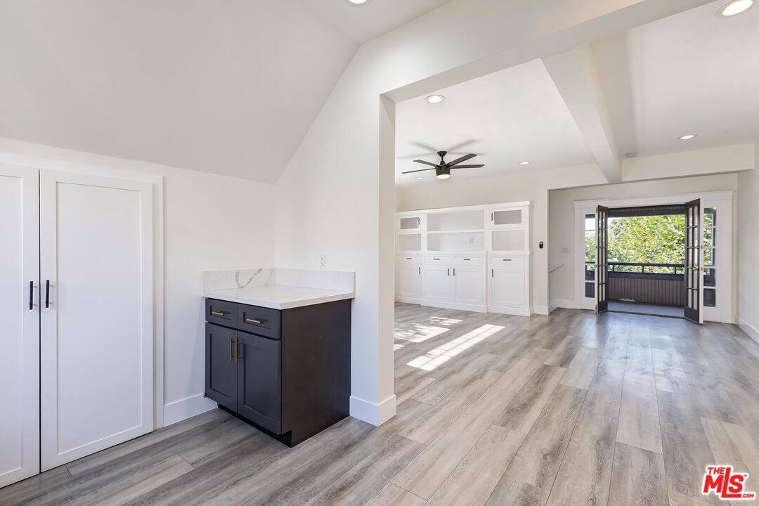 Apartment for rent at 1054 Maine Ave, Long Beach, CA 90813