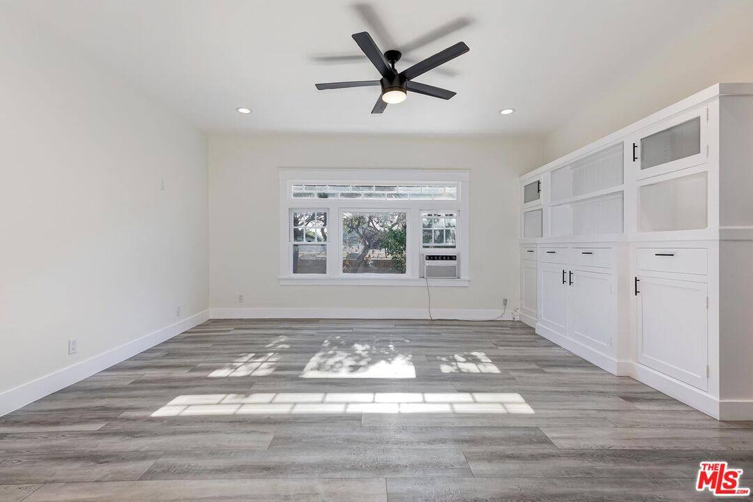 Apartment for rent at 1054 Maine Ave, Long Beach, CA 90813