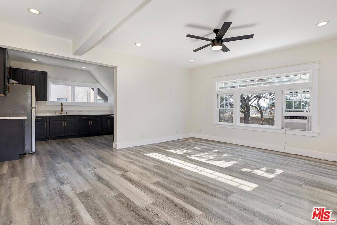 Apartment for rent at 1054 Maine Ave, Long Beach, CA 90813