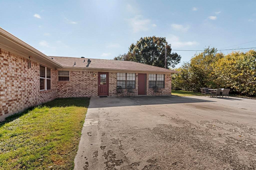 Apartment for rent at 2320 Bernard St, Denton, TX 76205