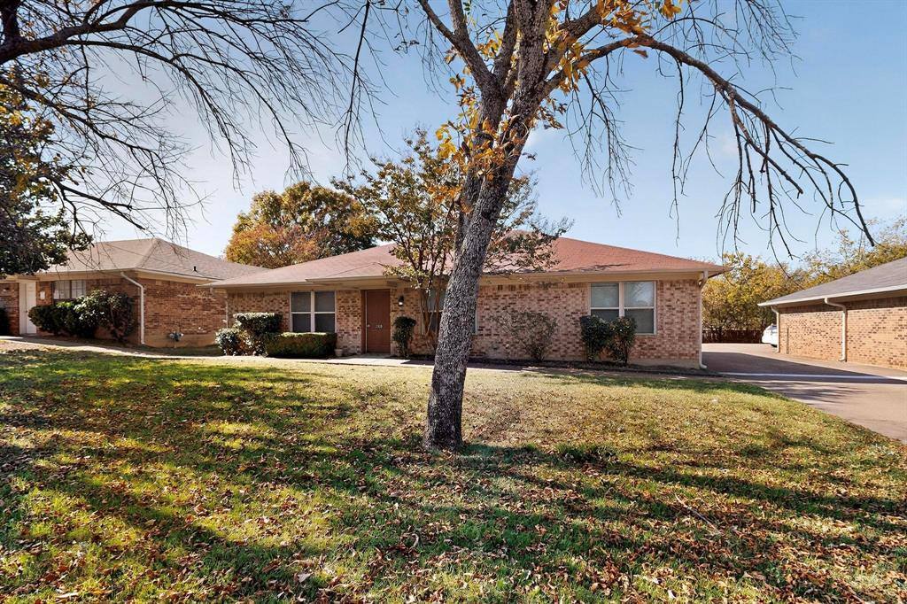 Apartment for rent at 2320 Bernard St, Denton, TX 76205