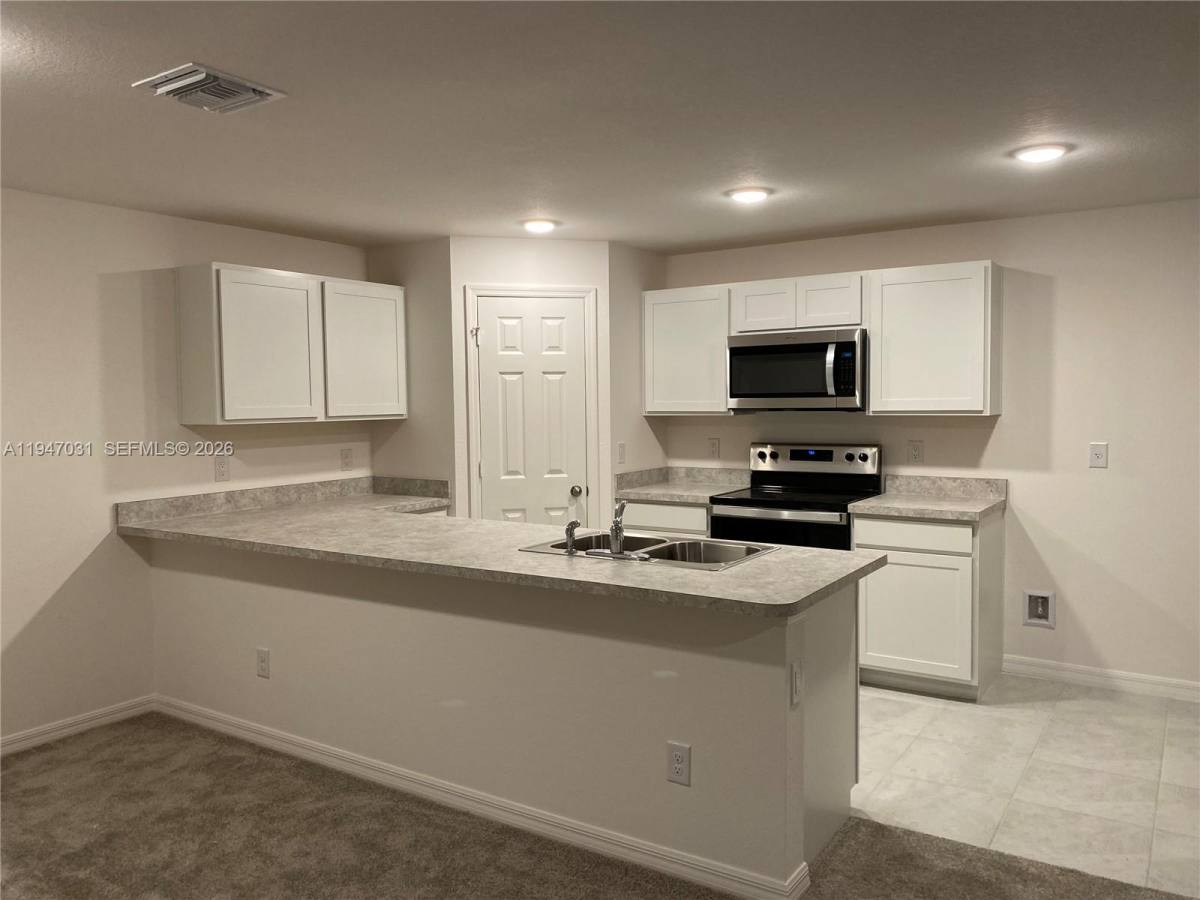 Apartment for rent at 328 NE 21st St #328, Cape Coral, FL 33909