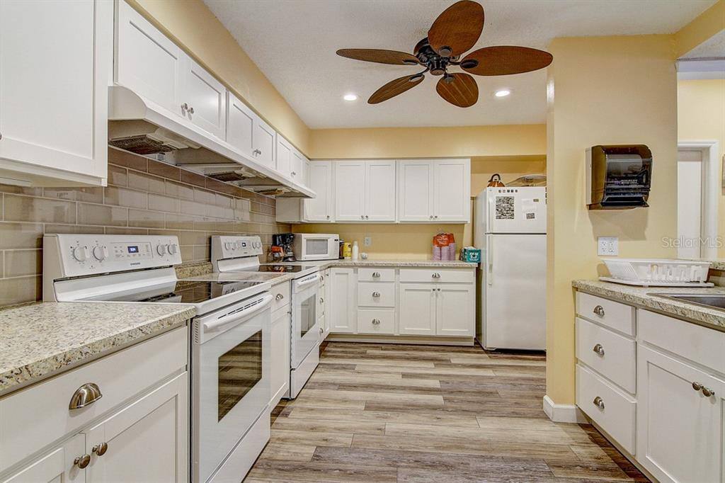 Apartment for rent at 1403 Arrowhead Circle W #140313E, Clearwater, FL 33759
