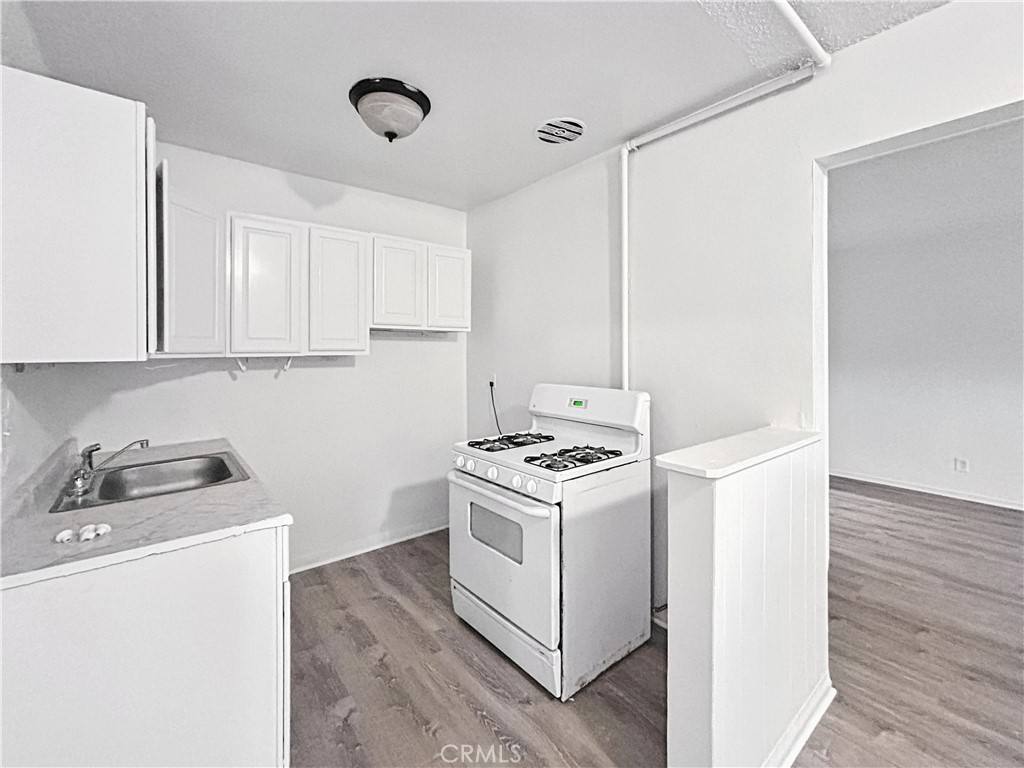Apartment for rent at 1109 S Minnie St, Santa Ana, CA 92701