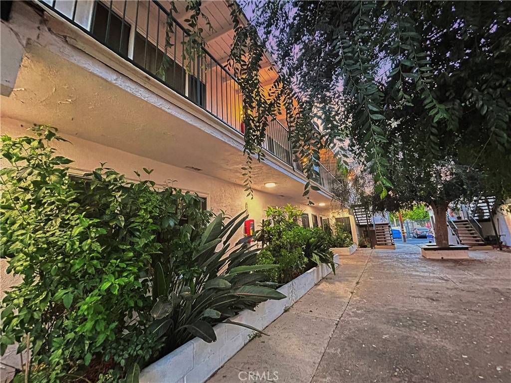 Apartment for rent at 1109 S Minnie St, Santa Ana, CA 92701