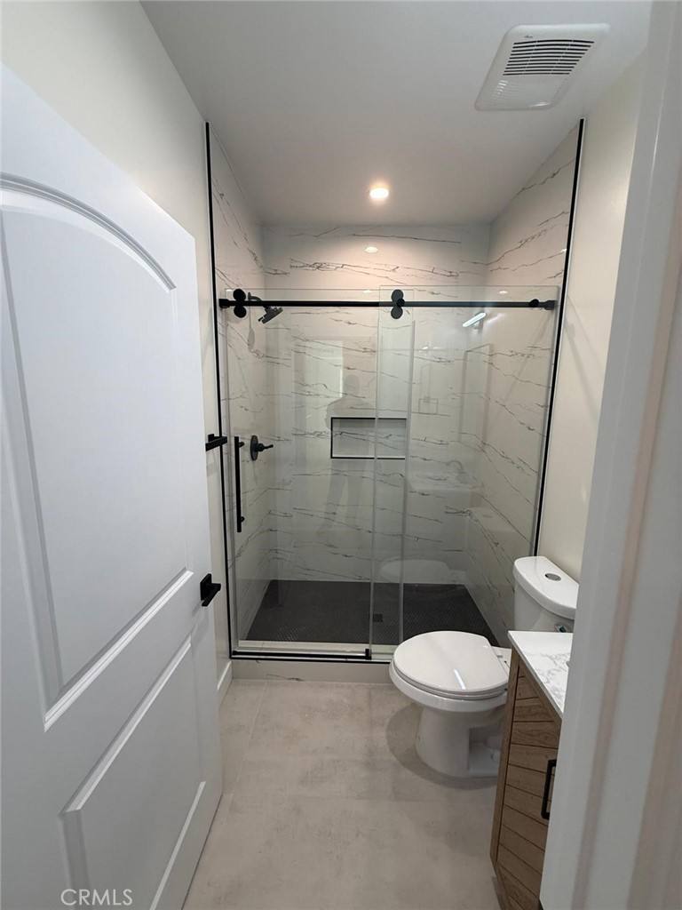 Apartment for rent at 8605 Delco Ave, Winnetka, CA 91306