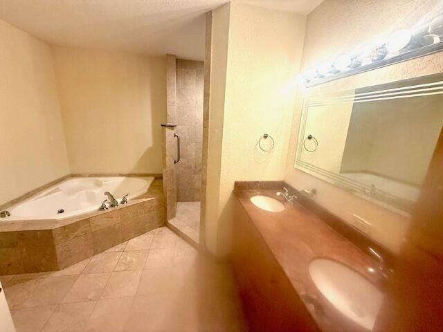 Condo for rent at 1650 Presidential Way #506, West Palm Beach, FL 33401