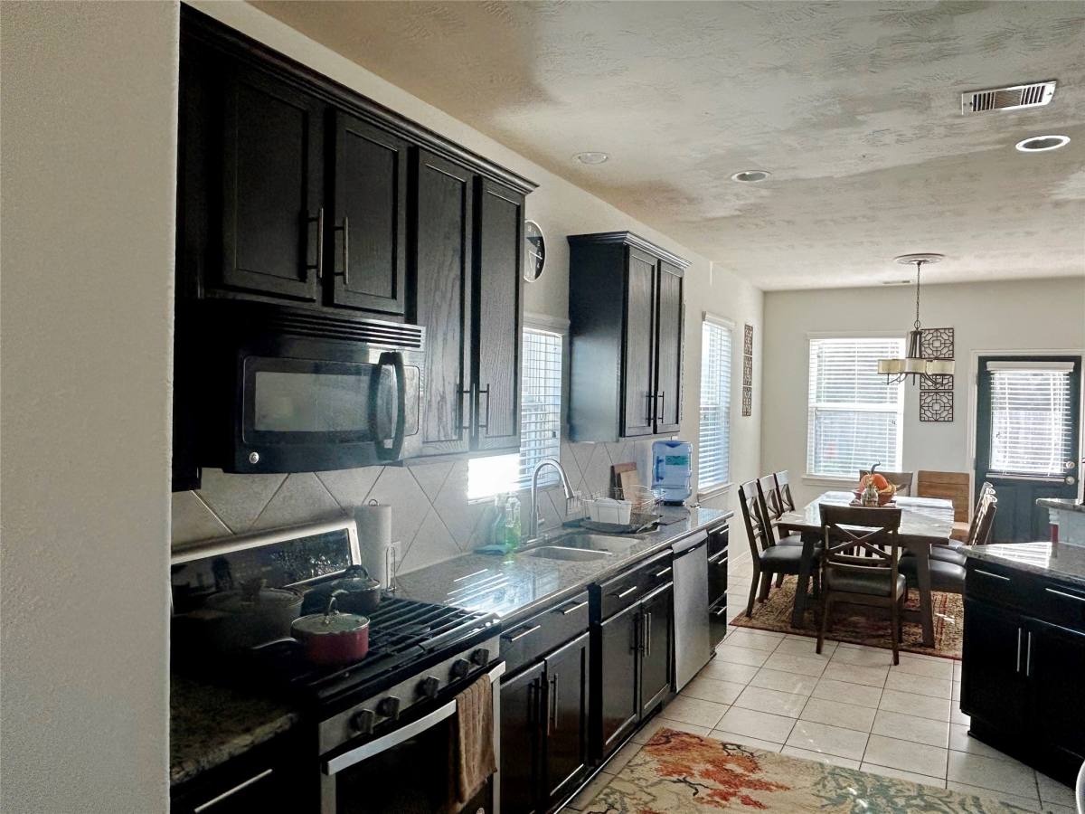 Apartment for rent at 22903 Jetty Manor Lane, Spring, TX 77373