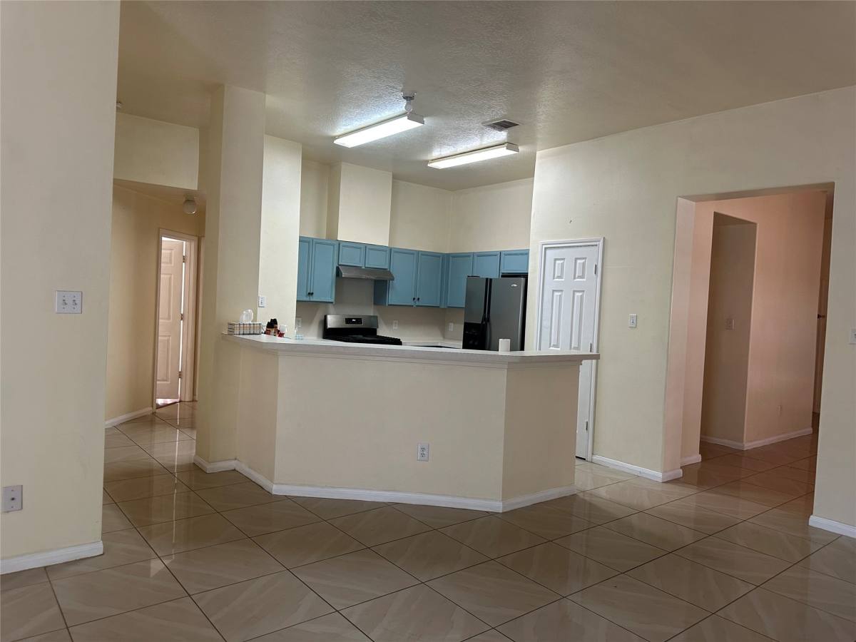 Apartment for rent at 17211 Pleasant Lily Court, Houston, TX 77084