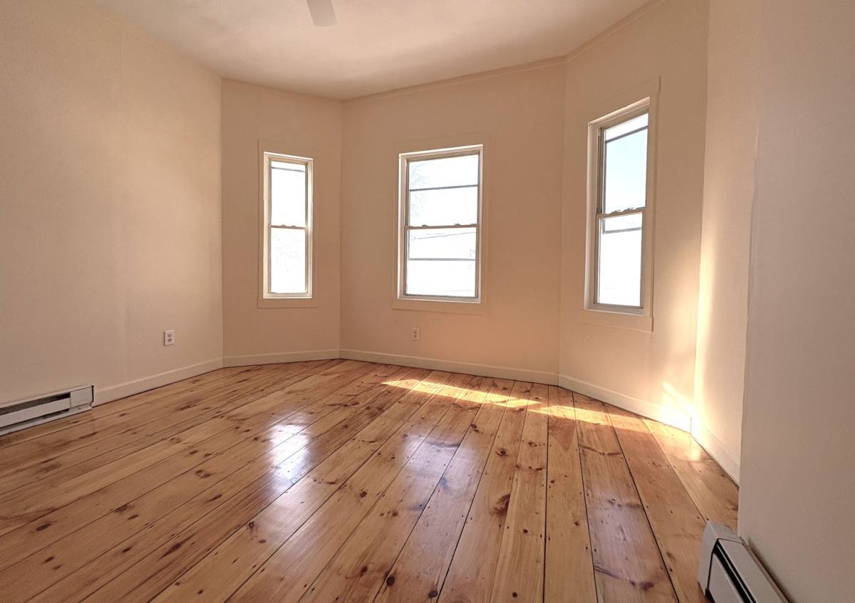 Apartment for rent at 21-27 Clare St, Lowell, MA 01854