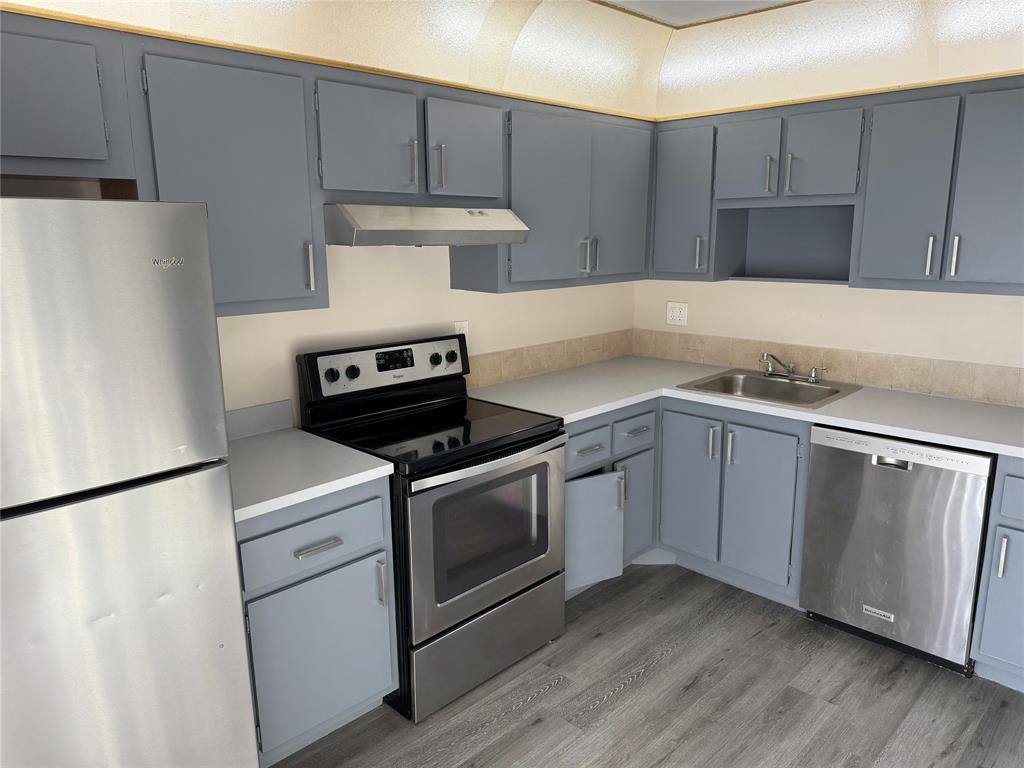 Apartment for rent at 1349 Sussex Dr, Pompano Beach, FL 33068