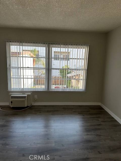 Apartment for rent at 5223 Auckland Ave #5, North Hollywood, CA 91601