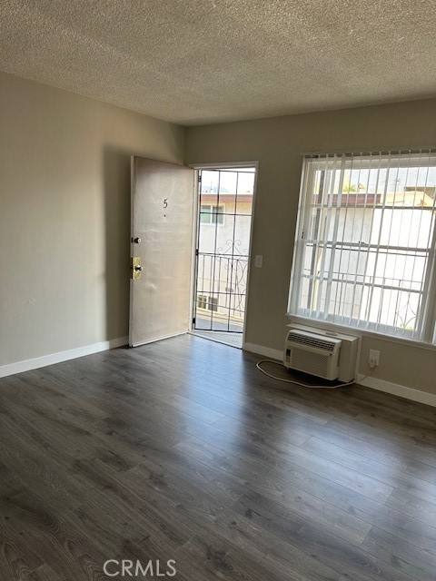 Apartment for rent at 5223 Auckland Ave #5, North Hollywood, CA 91601