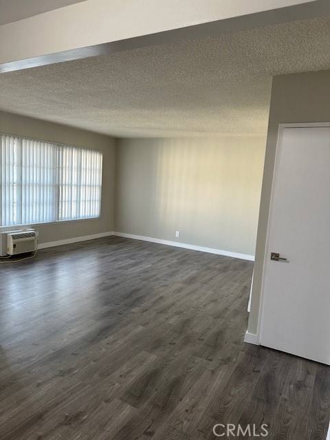 Apartment for rent at 5223 Auckland Ave #5, North Hollywood, CA 91601