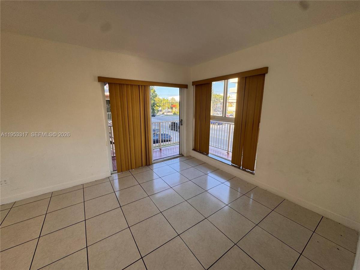 Apartment for rent at 1595 NE 125th St #6, Miami, FL 33161