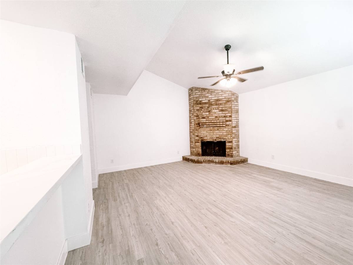 Townhouse for rent at 12524 Pebblestone St, Houston, TX 77072
