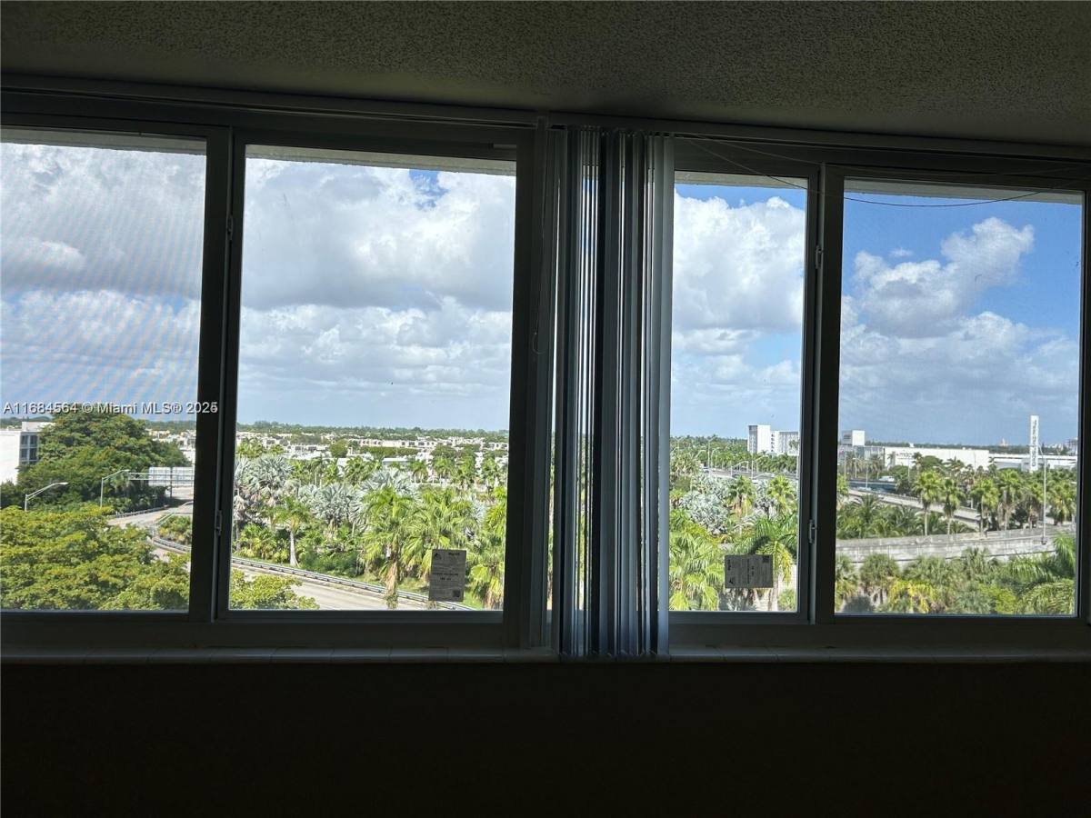 Apartment for rent at 9143 SW 77th Ave #9143B802, Miami, FL 33156