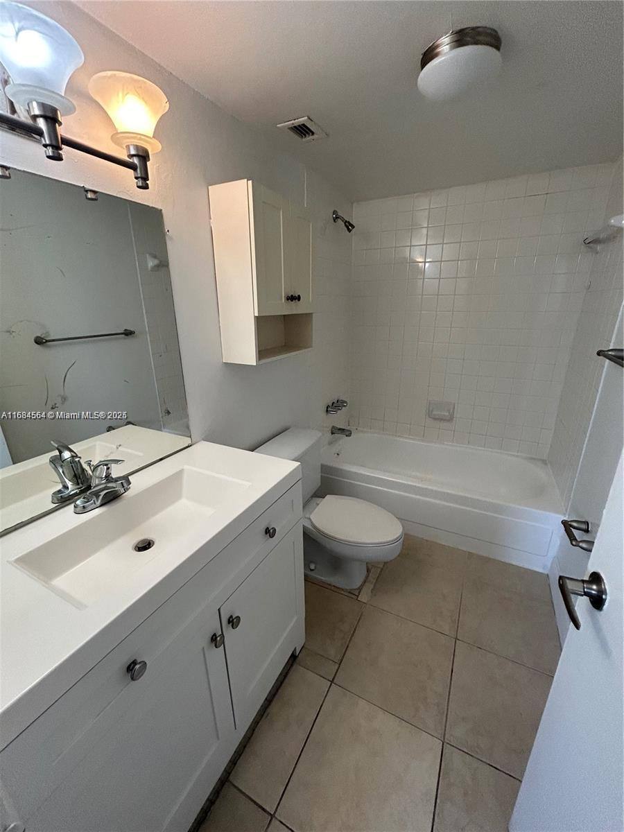 Apartment for rent at 9143 SW 77th Ave #9143B802, Miami, FL 33156