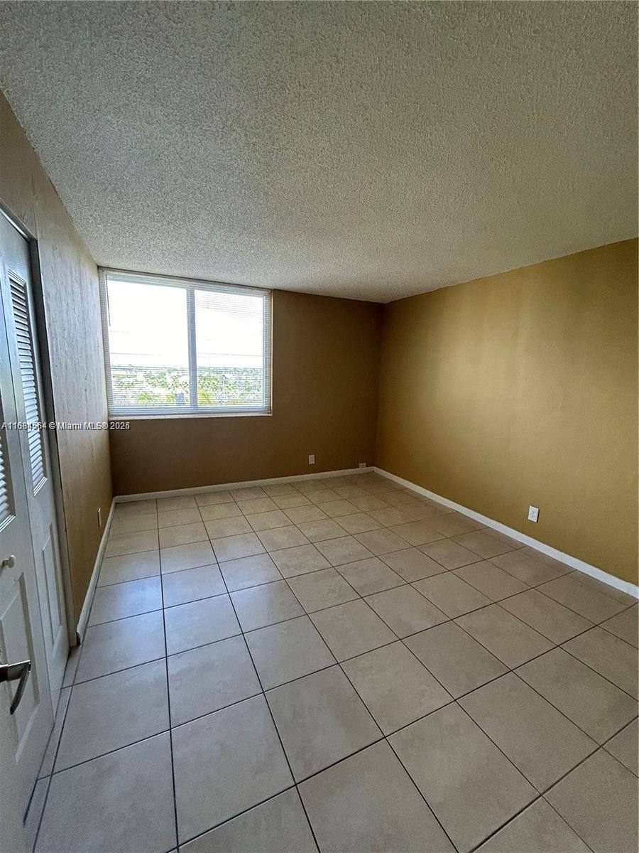 Apartment for rent at 9143 SW 77th Ave #9143B802, Miami, FL 33156