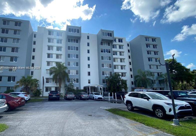 Apartment for rent at 9143 SW 77th Ave #9143B802, Miami, FL 33156