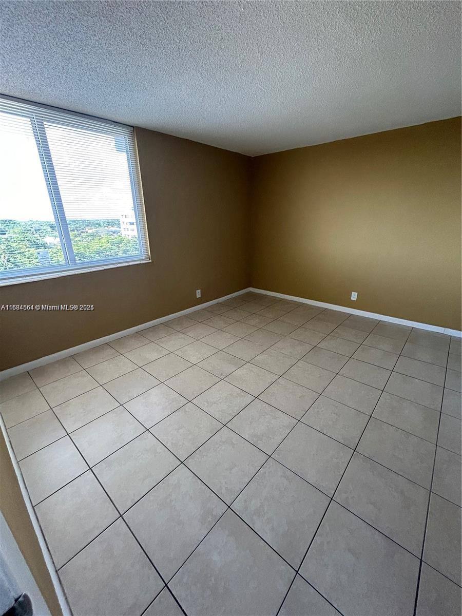 Apartment for rent at 9143 SW 77th Ave #9143B802, Miami, FL 33156