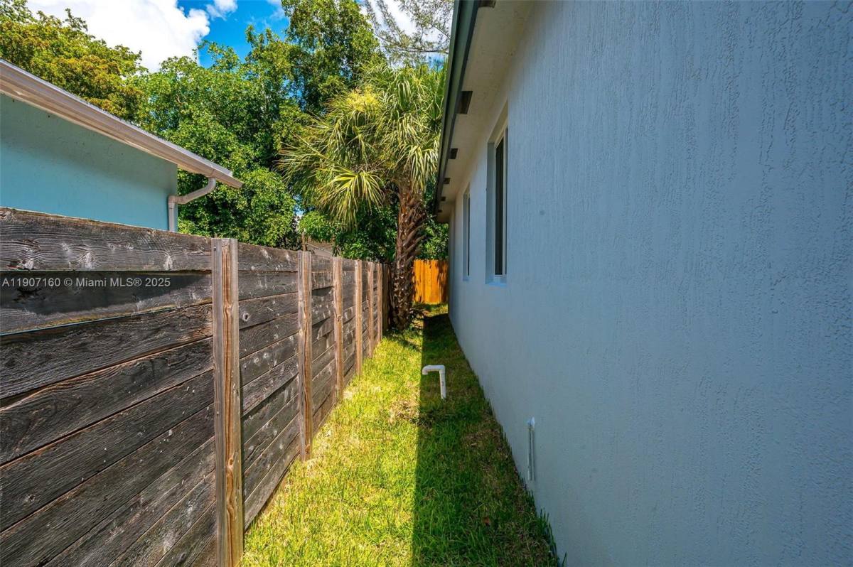 Apartment for rent at 638 NW 15th Ave #638, Fort Lauderdale, FL 33311