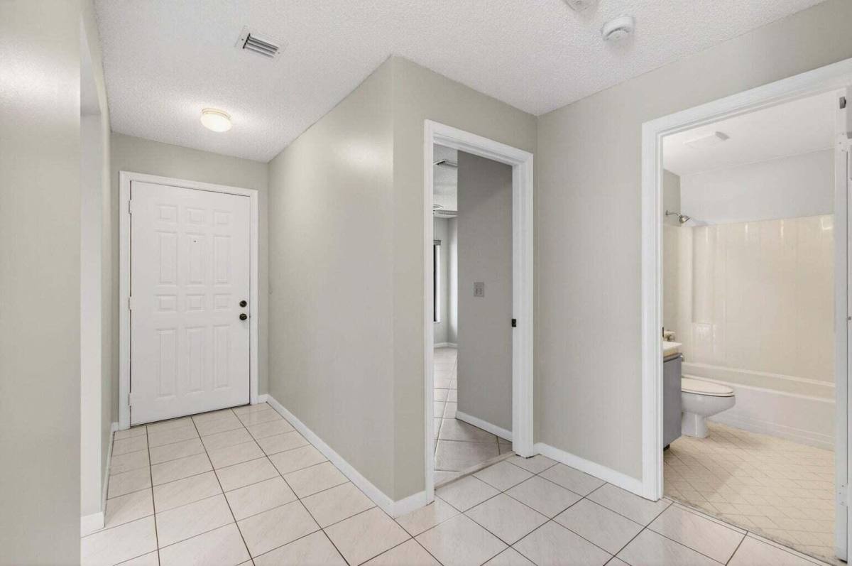 Condo for rent at 400 Club Circle #201, Boca Raton, FL 33487