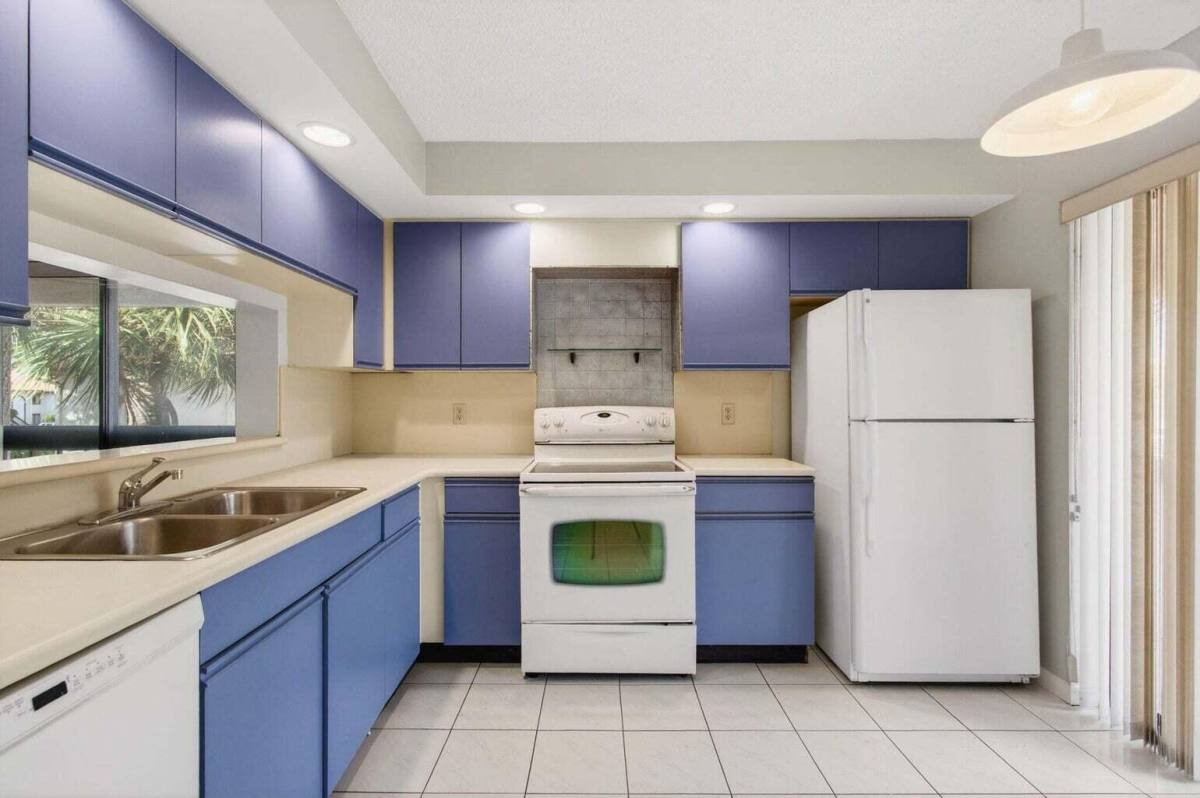Condo for rent at 400 Club Circle #201, Boca Raton, FL 33487
