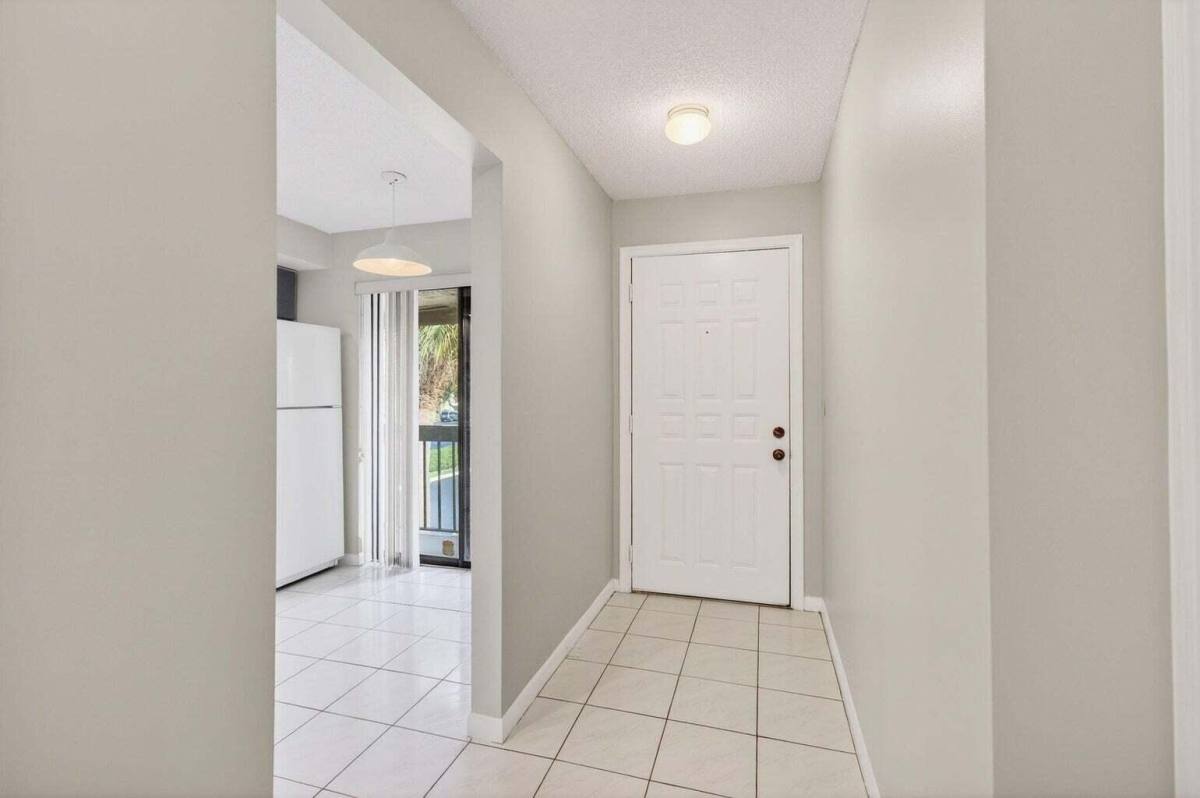 Condo for rent at 400 Club Circle #201, Boca Raton, FL 33487