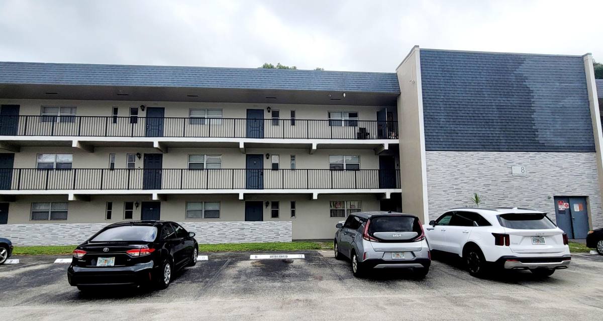 Condo for rent at 7911 N Colony Circle #305, Fort Lauderdale, FL 33321