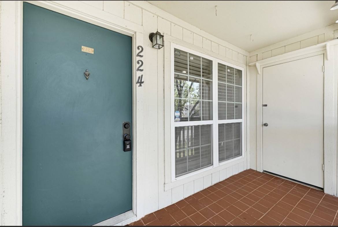 Condo for rent at 250 El Dorado Blvd #224, Webster, TX 77598