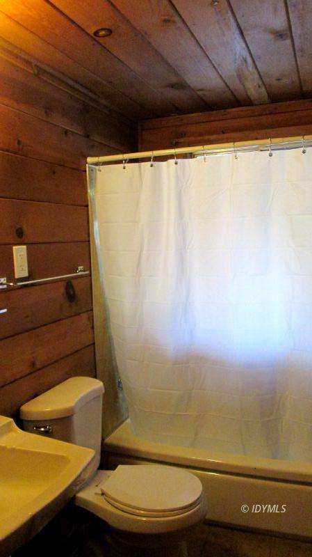 Apartment for rent at 54100 Pine Crest Ave #7, Idyllwild, CA 92549