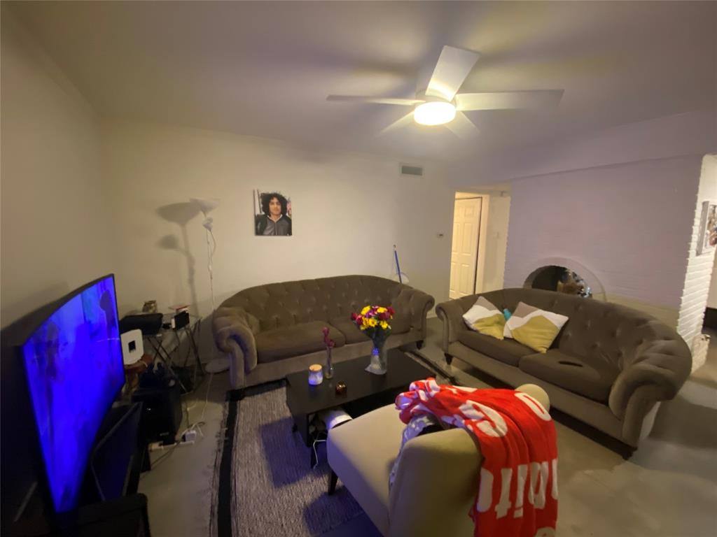 Condo for rent at 5916 Birchbrook Dr #129, Dallas, TX 75206